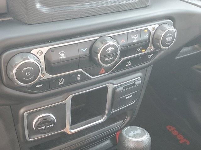 Photo of 2023 Hydro Blue Pearlcoat Jeep Wrangler