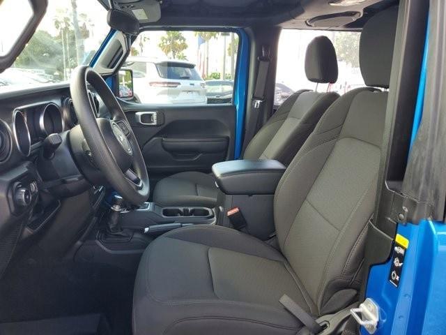 Photo of 2023 Hydro Blue Pearlcoat Jeep Wrangler
