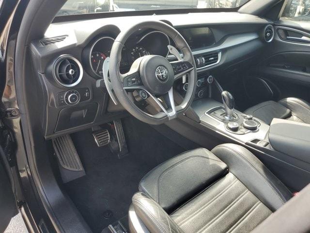 Photo of 2018 Vulcano Black Metallic Alfa Romeo Stelvio