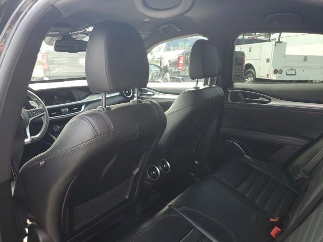 Photo of 2018 Vulcano Black Metallic Alfa Romeo Stelvio