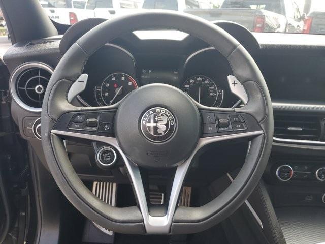 Photo of 2018 Vulcano Black Metallic Alfa Romeo Stelvio