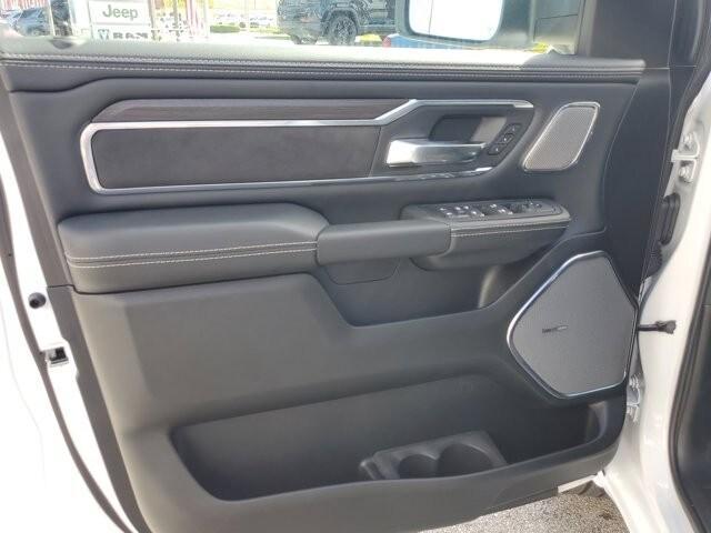 Photo of 2025 Bright White RAM 1500