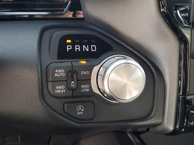Photo of 2025 Bright White RAM 1500