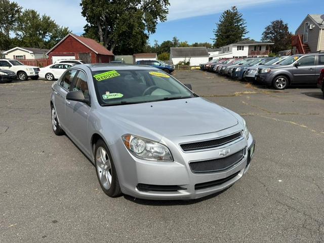 Photo of 2011 Silver Chevrolet Malibu
