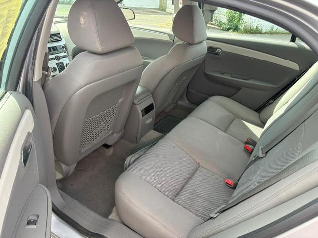 Photo of 2011 Silver Chevrolet Malibu
