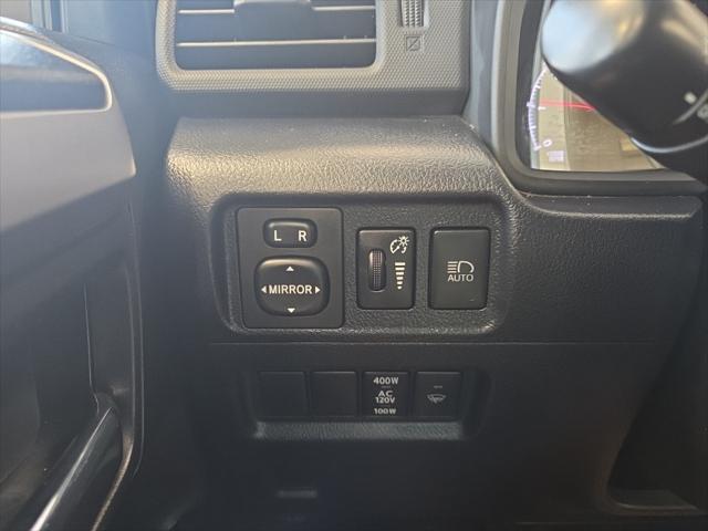 Photo of 2022 White Toyota 4Runner