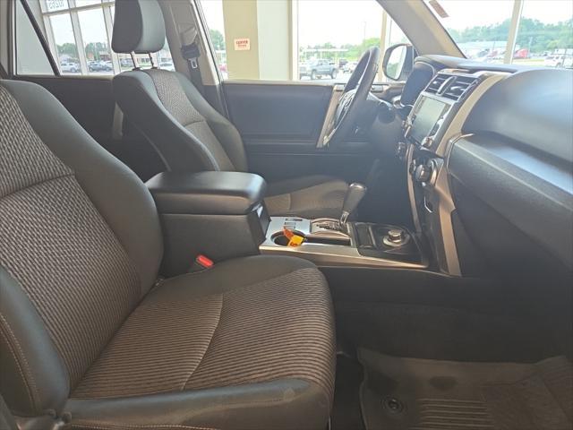 Photo of 2022 White Toyota 4Runner