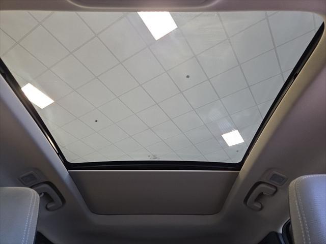 Photo of 2020 Black Metallic Ford Escape