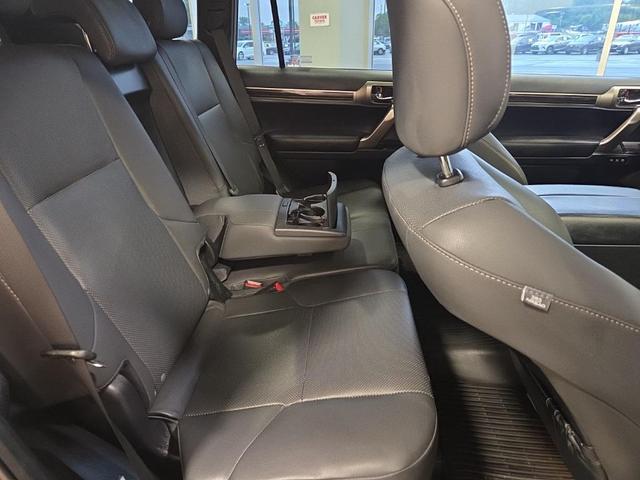 Photo of 2021 Gray Lexus GX 460