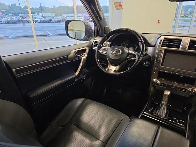 Photo of 2021 Gray Lexus GX 460