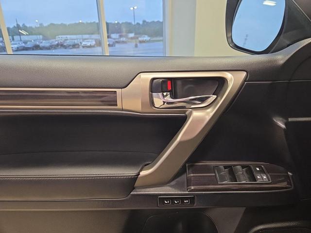 Photo of 2021 Gray Lexus GX 460