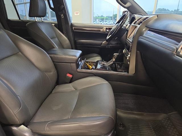 Photo of 2021 Gray Lexus GX 460