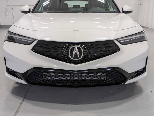 Photo of 2023 Platinum White Pearl Acura Integra