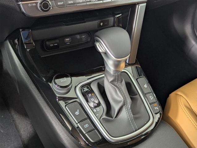 Photo of 2025 Snow White Pearl Kia Seltos