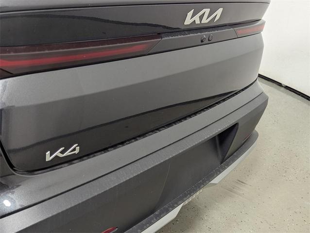 Photo of 2025 Gray Kia K4