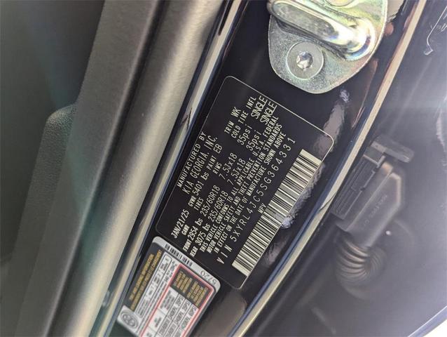 Photo of 2025 Ebony Black Kia Sorento