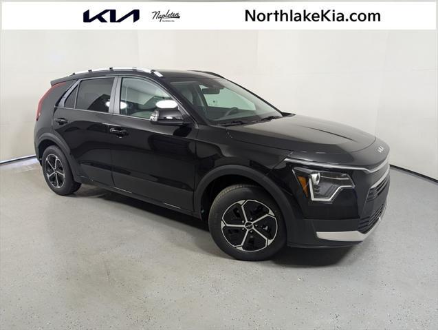 Photo of 2025 Aurora Black Pearl Kia Niro