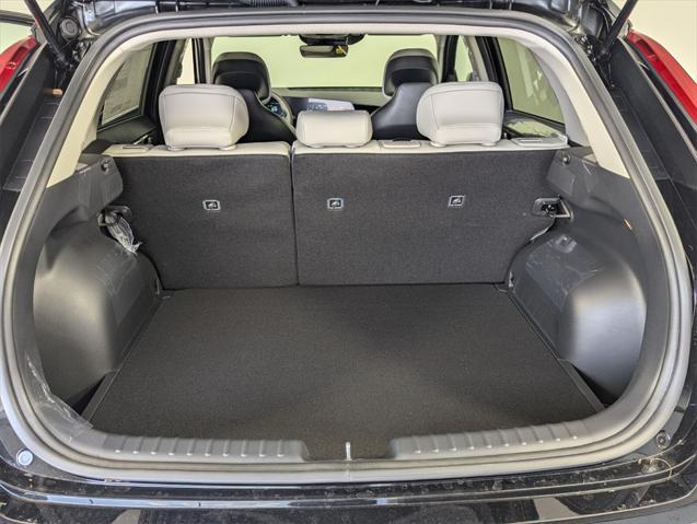 Photo of 2025 Aurora Black Pearl Kia Niro