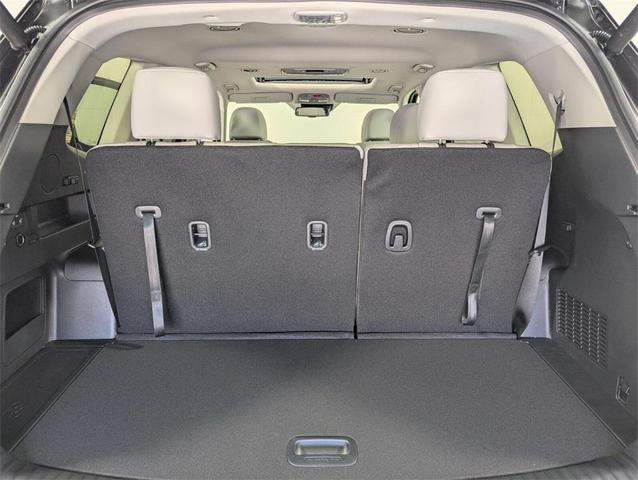 Photo of 2025 Ebony Black Kia Telluride