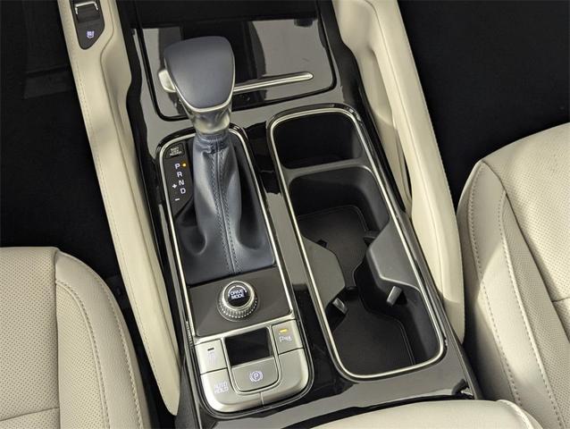 Photo of 2025 Ebony Black Kia Telluride