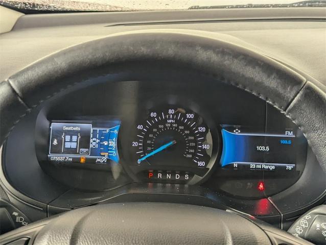 Photo of 2022 Red Metallic Ford Edge
