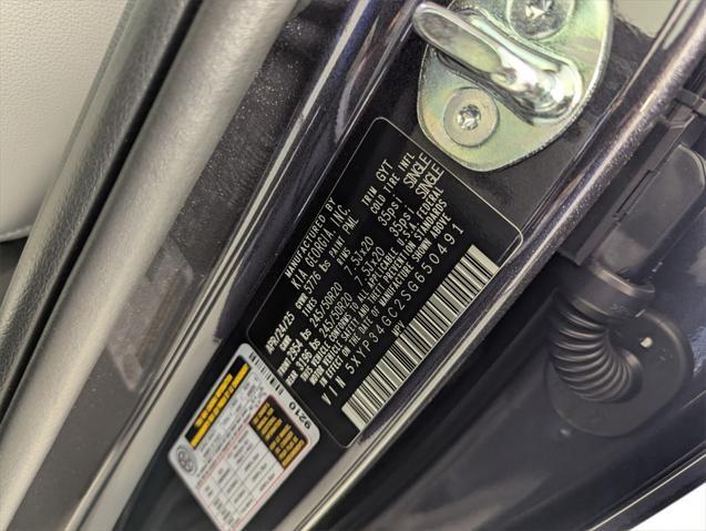 Photo of 2025 Panthera Metal Kia Telluride