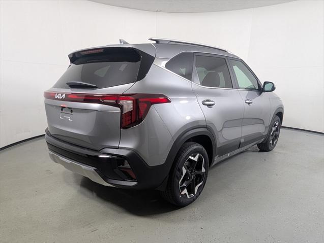 Photo of 2025 Gray Kia Seltos