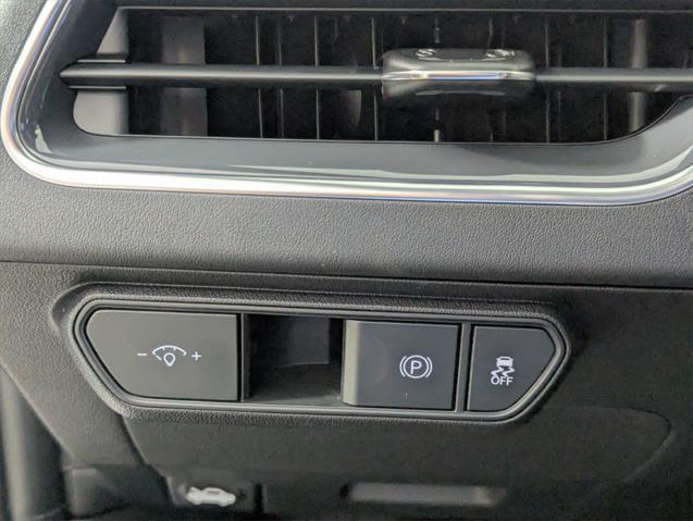 Photo of 2025 Aurora Black Pearl Kia K4