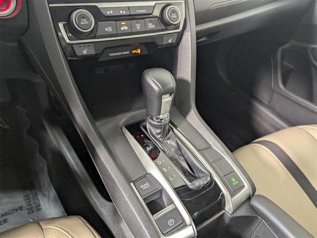 Photo of 2020 Platinum White Pearl Honda Civic