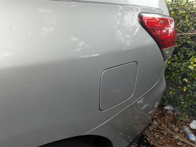 Photo of 2015 Brilliant Silver Nissan Pathfinder