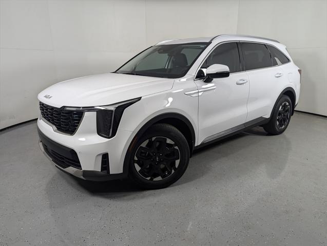 Photo of 2025 Glacial White Pearl Kia Sorento