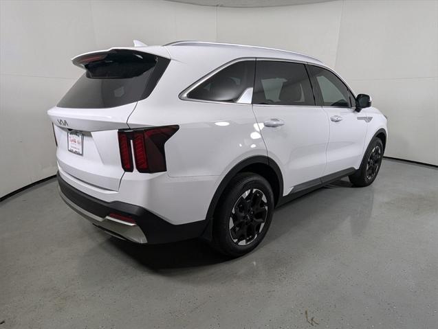 Photo of 2025 Glacial White Pearl Kia Sorento