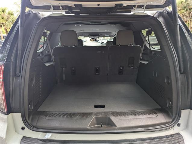 Photo of 2023 Summit White Chevrolet Suburban