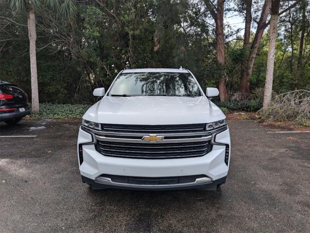 Photo of 2023 Summit White Chevrolet Suburban