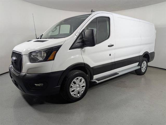 Photo of 2024 Oxford White Ford Transit-250
