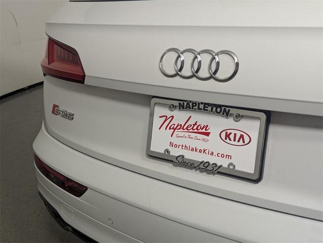 Photo of 2019 Glacier White Audi SQ5