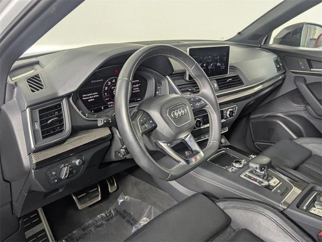 Photo of 2019 Glacier White Audi SQ5