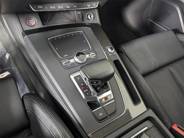 Photo of 2019 Glacier White Audi SQ5