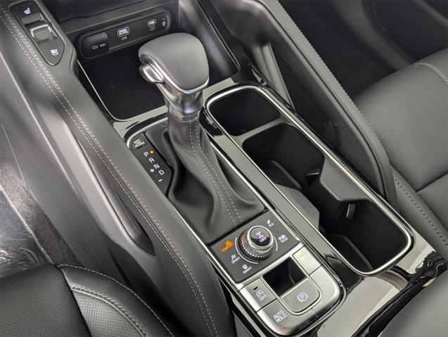 Photo of 2025 Ebony Black Kia Telluride