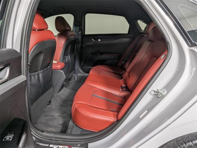 Photo of 2023 Wolf Gray Kia K5