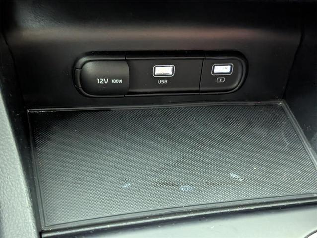 Photo of 2023 Wolf Gray Kia K5