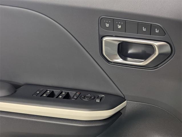 Photo of 2025 Gray Kia K4