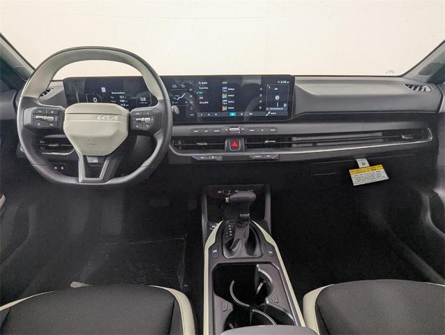 Photo of 2025 Gray Kia K4