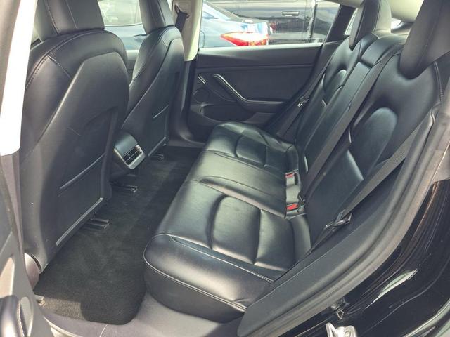 Photo of 2022 Solid Black Tesla Model 3