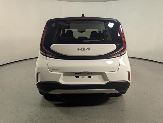 Photo of 2025 Clear White/Black Roof Kia Soul