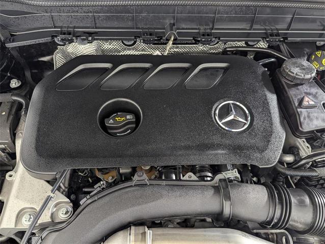 Photo of 2025 Black Mercedes-Benz GLB 250