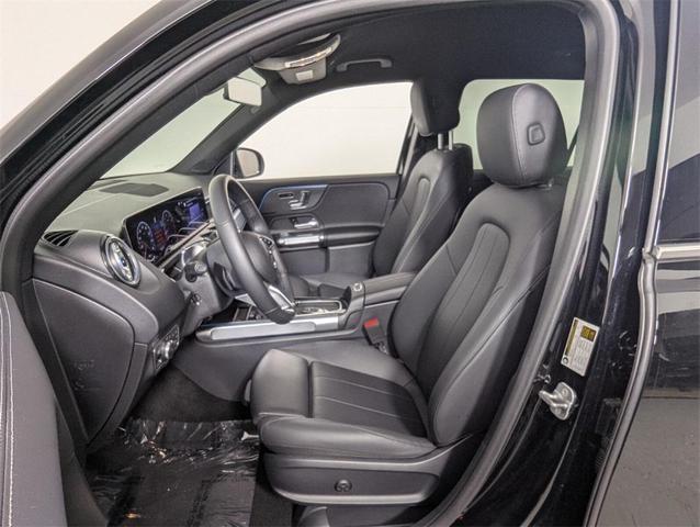 Photo of 2025 Black Mercedes-Benz GLB 250