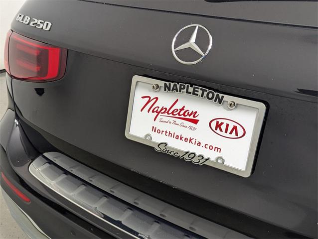 Photo of 2025 Black Mercedes-Benz GLB 250