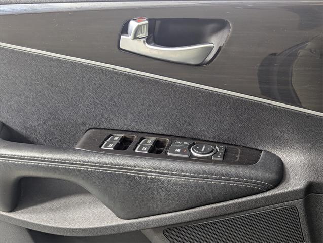 Photo of 2020 Everlasting Silver Kia Sorento