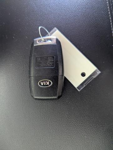 Photo of 2020 Everlasting Silver Kia Sorento